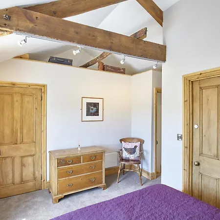 Cumbria, En-suite Bathrooms, North Pennines * Alston